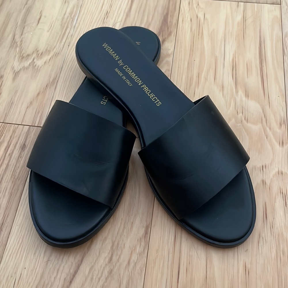 Woman by Common Projects sandals, sz. 40 / US 10.